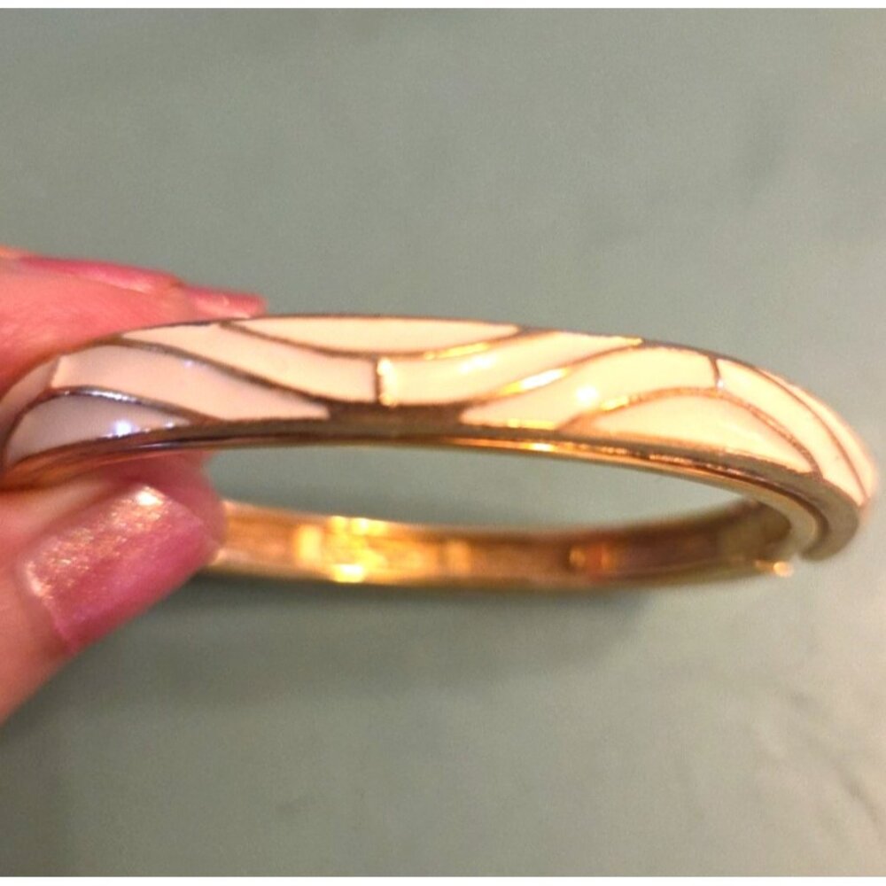 Vintage Clamper Bangle Bracelet w/ Security Chain White & Gold Enamel